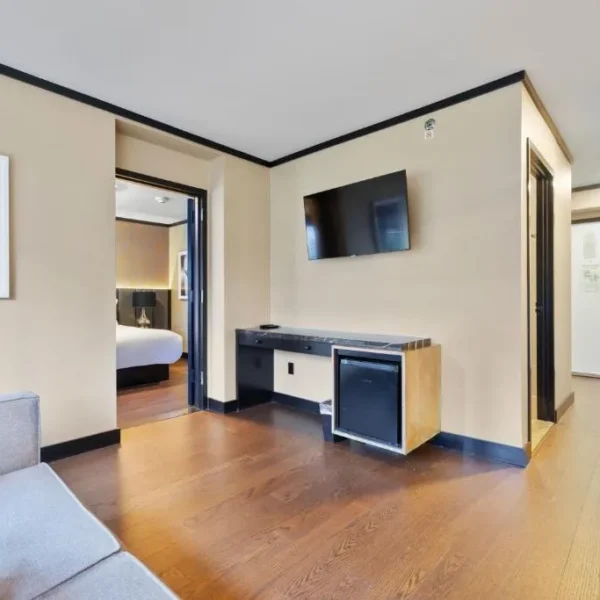 Double bedroom suite-updated